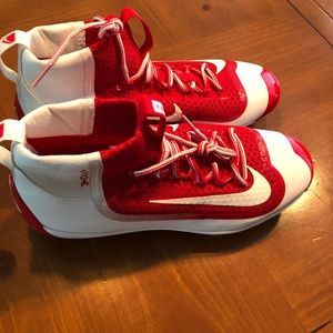 Men’s Nike alpha cleats